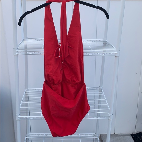 BNWT SUPERSEXY RED BODY/BATHINGSUIT DEEP HALTER🥊 - Picture 2 of 3